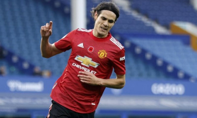 Ο Μπρούνο Φερνάντες έδωσε... φιλί ζωής στον Σόλσκιερ (video)