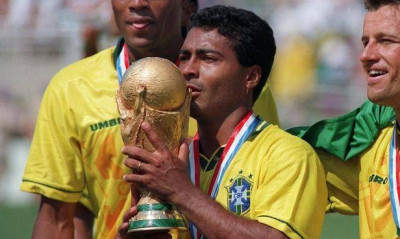 Όταν ο Βαϊος Καραγιάννης τρόμαξε τον θρυλικό Ρομάριο (photos+videos)