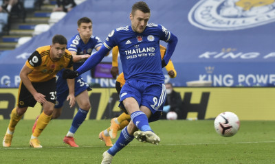 Λέστερ - Γουλβς: Και σκόραρε και έχασε πέναλτι ο Βάρντι (video)