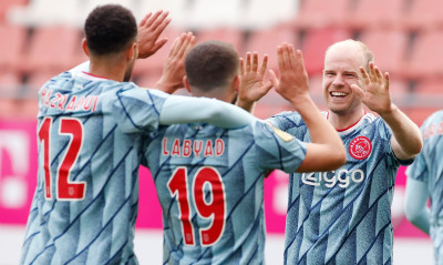 Φωτιές στο β’ πετούσε ο Άγιαξ και κατοικεί στο ρετιρέ (video+photos)