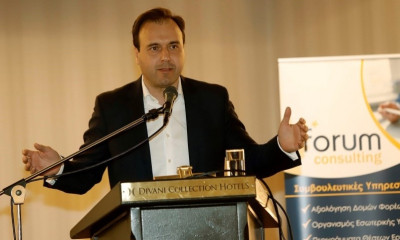 Παπαστεργίου: «Ανοικτά κολυμβητήρια για άτομα με αναπηρίες»