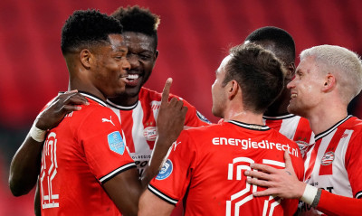 ΠΑΟΚ: Ξέσπασε στη Βίλεμ η Αϊντχόφεν (photos)