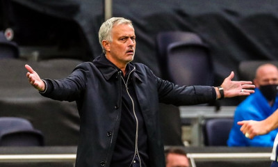 Μουρίνιο: Είδε το… φάντασμα της Μπράιτον και ξέσπασε στους διαιτητές (video)