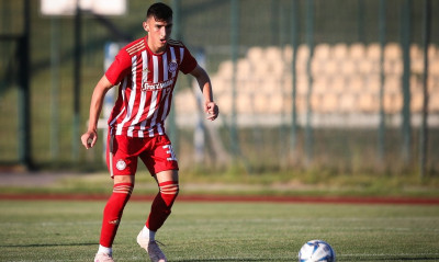 Ολυμπιακός: Θετικός στον κορονοϊό ο Σουρλής (photos)