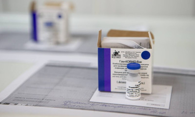 Κορονοϊός - Ρωσία: Τρεις γιατροί που είχαν εμβολιασθεί με το Sputnik-V βρέθηκαν θετικοί