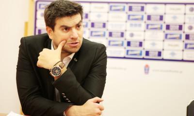 Ιωνικός: «Βλέπει» τον Μαρκόπουλο