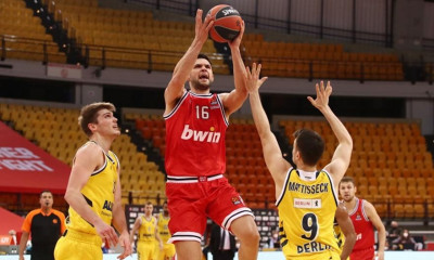 Ολυμπιακός-Άλμπα Βερολίνου: Η παρακάμερα της αναμέτρησης (video)