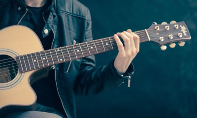 Πέθανε διάσημος τραγουδιστής από καρκίνο