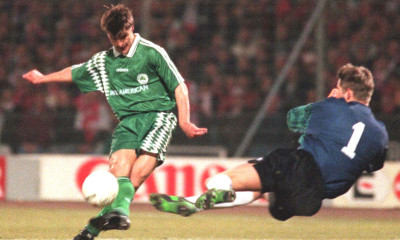 Ο Κριστόφ Βαζέχα γιορτάζει και το OnSports τον... θαυμάζει (videos+photos)