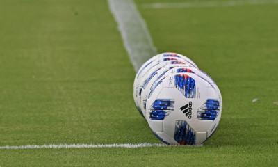 Νέκρος σε τροχαίο 28χρονος διεθνής ποδοσφαιριστής (photos)