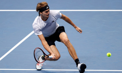 ATP Finals: Νίκησε τον Σβάρτσμαν και έμεινε ζωντανός για την πρόκριση ο Ζβέρεφ (videos+photos)