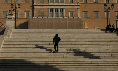 Κρούσματα σήμερα: Επιπέδωση και αισιοδοξία ή αύξηση και αγωνία - Ρεκόρ ξανά στους διασωληνωμένους;