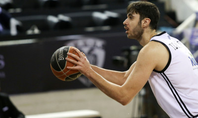 Τσαλμπούρης: «Έχουμε περιθώρια βελτίωσης, περνάω καλά στην ομάδα»