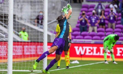 Viral: Ο αμυντικός που έγινε... τερματοφύλακας και τους «σόκαρε» στα πέναλτι! (photos+video)