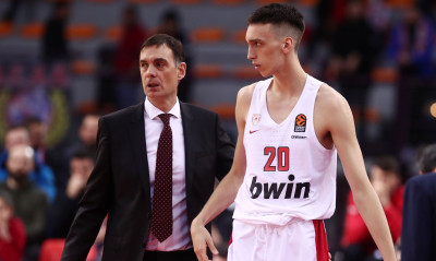 Ολυμπιακός: Το αντίο του Ποκουσέφσκι (video)