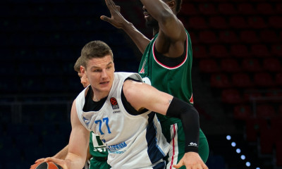 Μπασκόνια-Ζενίτ Αγ. Πετρούπολης 70-77: «Διπλό» με Πονίτκα και Γκουντάϊτις!