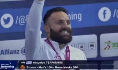 Μπούκαραν στο σπίτι Έλληνα παραολυμπιονίκη και του έκλεψαν τη δάδα του 2018 (video+photos)