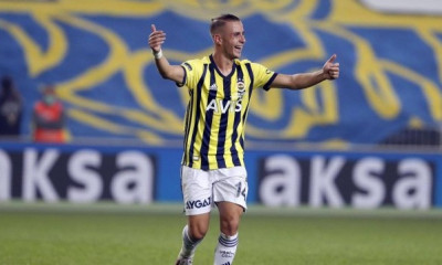 Τουρκία: Τους έχει τρελάνει ο Πέλκας, απίθανο γκολ με τακουνάκι (video)