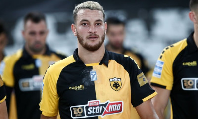 ΑΕΚ: Ξέσπασε και έδωσε απαντήσεις ο Χνιντ (photo)