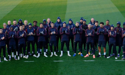 Ντιέγκο Μαραντόνα: Ο φόρος τιμής της Παρί Σεν Ζερμέν (photos)