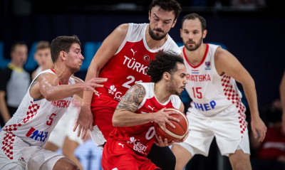 Προκριματικά Ευρωμπάσκετ 2022: Ο Μπίλαν επισκίασε το ντεμπούτο του Λάρκιν