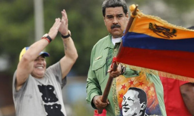 Μαδούρο: Κολοσσιαίο χτύπημα ο θάνατος του Μαραντόνα – Τα τρόφιμα που έστελνε κρυφά στη Βενεζουέλα