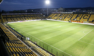 Άρης-Ολυμπιακός: Πανό άναψε φωτιές στη Θεσσαλονίκη - Η ευχή ΠΑΟΚ για τίτλο στους Πειραιώτες (photos)