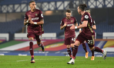 Premier League: Απέδρασε με Ραφίνια από το Λίβερπουλ η Λιντς! (video+photos)
