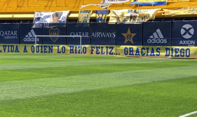 Ντιέγκο Μαραντόνα: Τιμούν τη μέρα μάτε με Ντιεγκίτο! (photos)