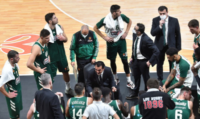 «Βόμβες» και… φωτοβολίδες