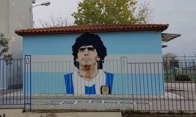 Αντιδράσεις για το γκράφιτι του Μαραντόνα στην Καλαμαριά: «Γκράφιτι έναν ναρκομανή;»