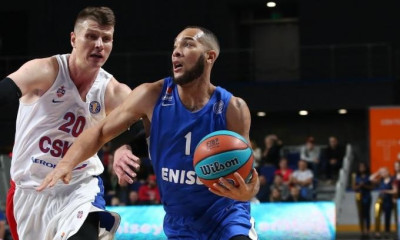 Λάρισα: «Βόμβα» με Ντέβιον Μπέρι