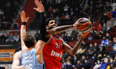 Ολυμπιακός: «Τελειώνει» η πίστωση χρόνου στον Έλις!