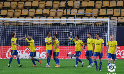 La Liga: Η Κάντιθ άφησε την Μπαρτσελόνα στο -12 από την κορυφή! (video)
