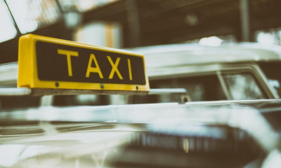 Βόλος: Κάλεσε ταξί και ζήτησε delivery σουβλάκια, σοκολάτα και... προφυλακτικά