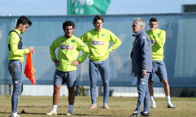 Παναθηναϊκός: Έμειναν εκτός Αγιούμπ-Μολό!