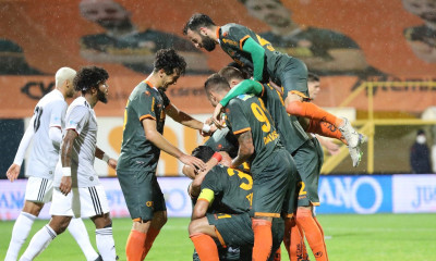 Με «υπογραφή» Μπακασέτα στην κορυφή η Αλάνιασπορ