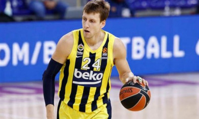 Φενέρμπαχτσε: Πρόβλημα ο Βέσελι