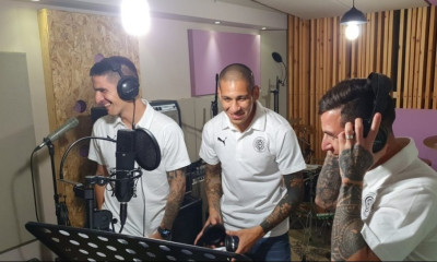 Ντιέγκο Μαραντόνα: «La Vida Tombola» από άσους των γηπέδων! (video)