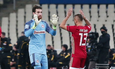 Ραφίνια: «Χαρούμενος για τον Βρουσάι, κρατάει το στόμα του κλειστό και δουλεύει»