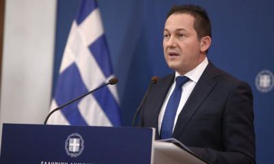 Πέτσας στο Newsbomb.gr: Δεν αλλάζει το όριο των 9 ατόμων για Χριστούγεννα και Πρωτοχρονιά