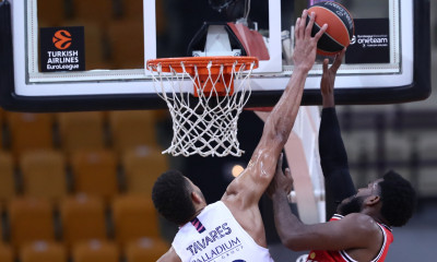 Ολυμπιακός-Ρεάλ Μαδρίτης: Το τρίποντο του Γιούλ που έκρινε το παιχνίδι (videos)