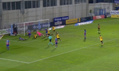 ΑΕΚ-Βόλος: Γκολ ο Ανσαριφάρντ, αποβλήθηκε ο Παουλίνιο (videos)