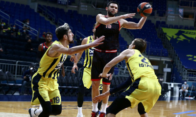 Ολυμπιακός: Ένα μήνα εκτός ο Παπανικολάου!