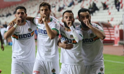 Τα ελληνόπουλα στη Τουρκία γκρεμίστηκαν από την κορυφή! (photos)