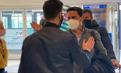 ΑΕΚ: Έφτασε Αθήνα ο Χιμένεθ (video)