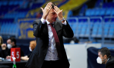 Μπαρτζώκας: «Κλειδί η άμυνα του Τζένκινς στον Σβεντ, πολύ σημαντική νίκη»