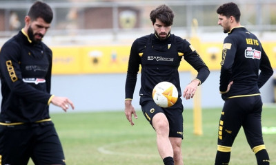 ΑΕΚ: Με όλα τα «όπλα» του στο Φάληρο ο Χιμένεθ