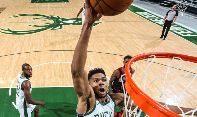 Μιλγουόκι Μπακς-Σικάγο Μπουλς 126-96: Ηγετικός Αντετοκούνμπο, διέλυσε τους Μπουλς