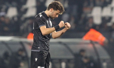 Λάμπρου: «Να δικαιώσω τον προπονητή και τον κόσμο του ΠΑΟΚ που με πιστεύουν» (photos)